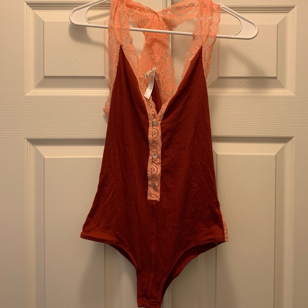 NWT FREE PEOPLE XS BODYSUIT